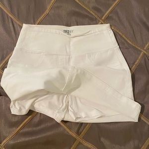 SOLD- TeezHer - smooth + slim - size small